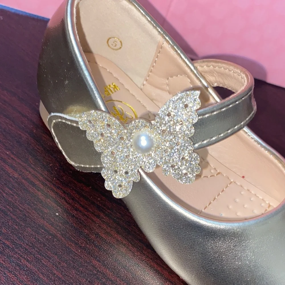 K KIP Gold Shoes with Glitter Bow, Toddlers Dressy shoes